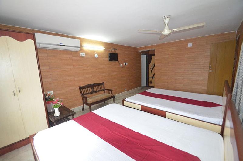 Provanil Guest House Puri Luaran gambar