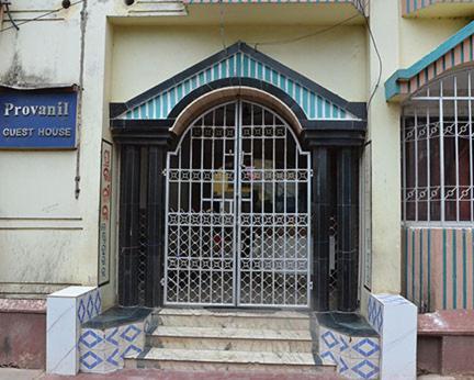 Provanil Guest House Puri Luaran gambar